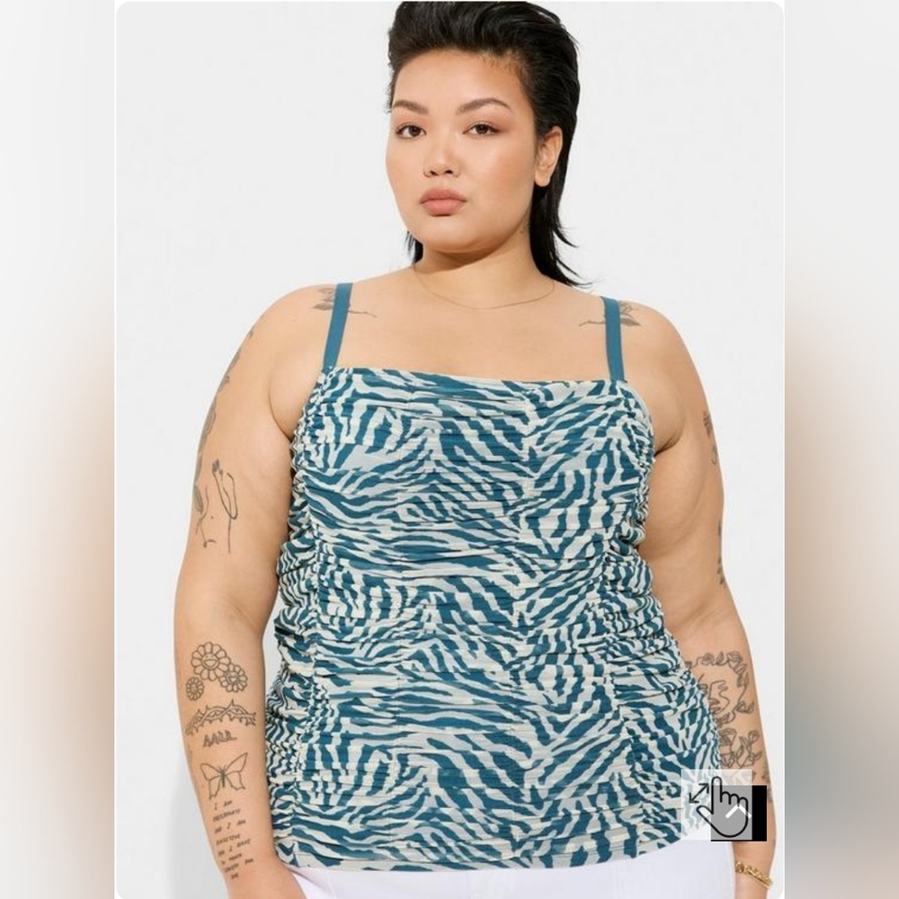 Torrid Cropped Shirred Cami - Picture 4 of 9